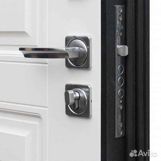 Входная дверь 