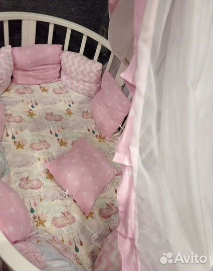 Бортики в кроватку,балдахин,держатель