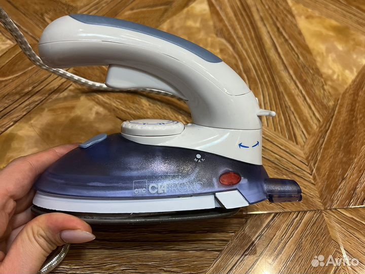 Утюг дорожный