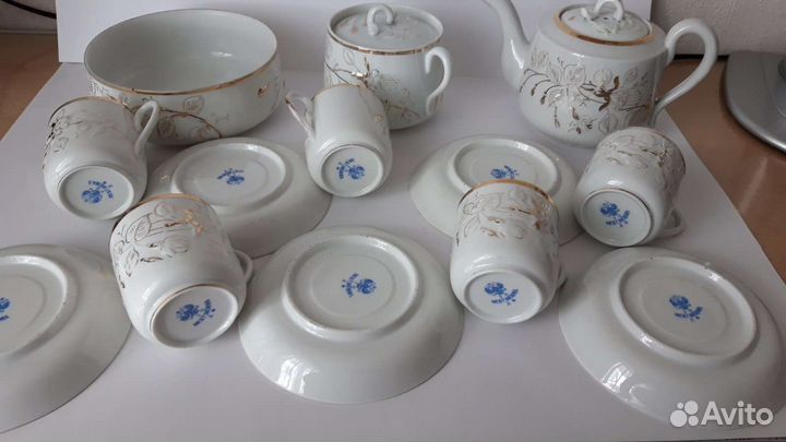 Кузнецовский форфор (сервиз)