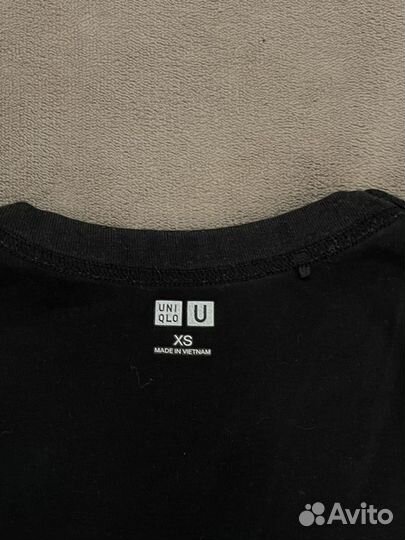 Женская футболка uniqlo