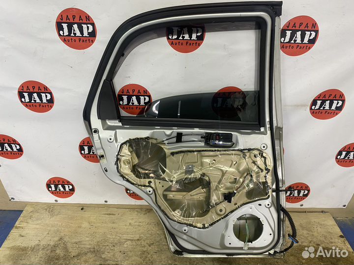Дверь задняя левая Suzuki SX4 YB