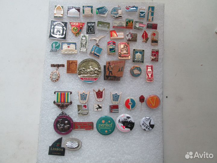 Значки разные.Спорт.Ленин.Образование