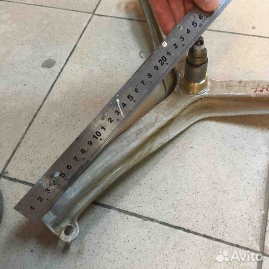 Крестовина неразборного бака Indesit