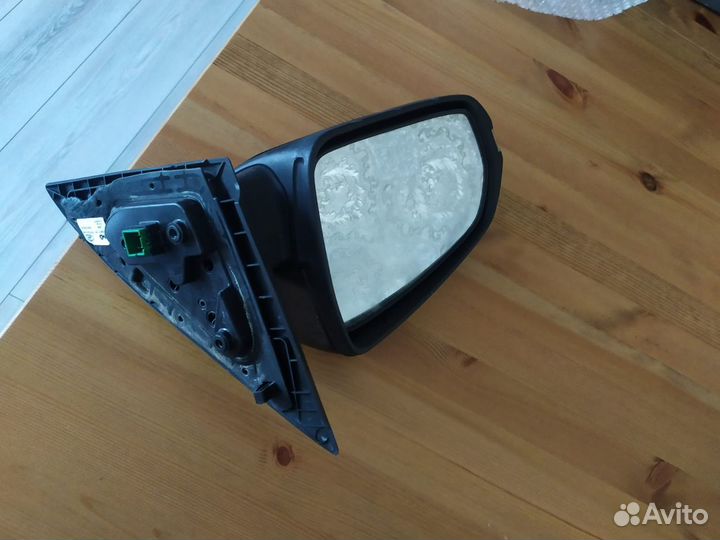 Боковое зеркало LADA vesta