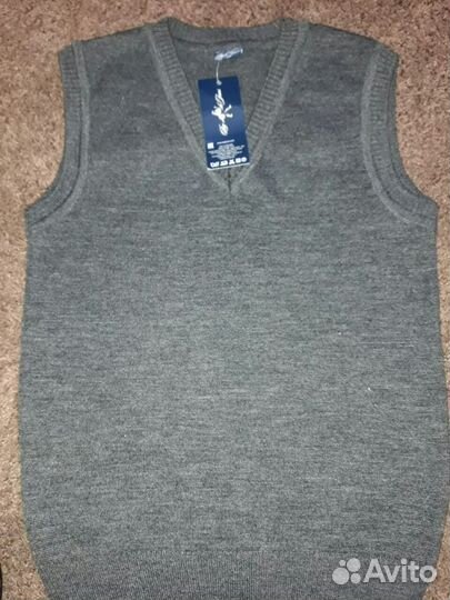 Жилет школьный. Новый