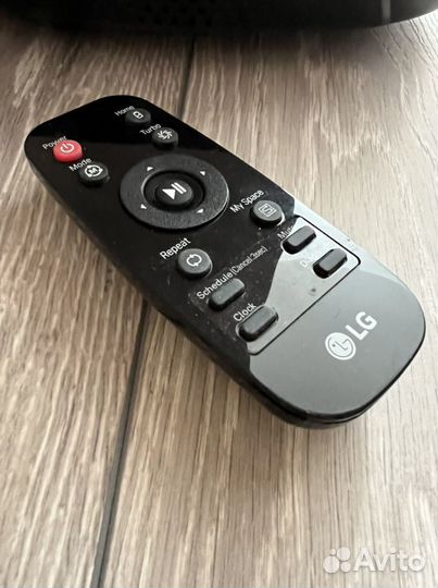 Робот пылесос LG HomeBot 6470