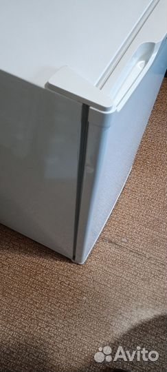 Холодильник Hisense RR130D4BW1