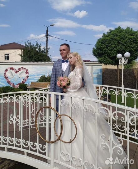 Свадебное платье