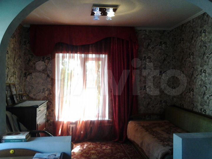 Комната 15 м² в 3-к., 2/2 эт.