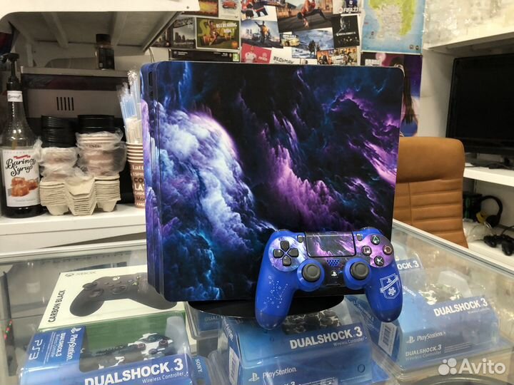 Sony PS4 pro 1tb и 600 игр по подписке на год