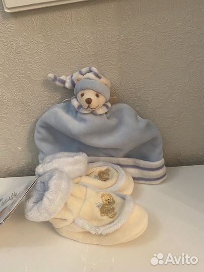 Комплект на выписку для мальчика новый