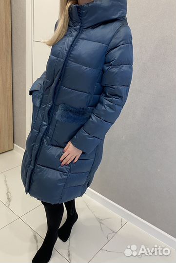 Пуховик зимний женский
