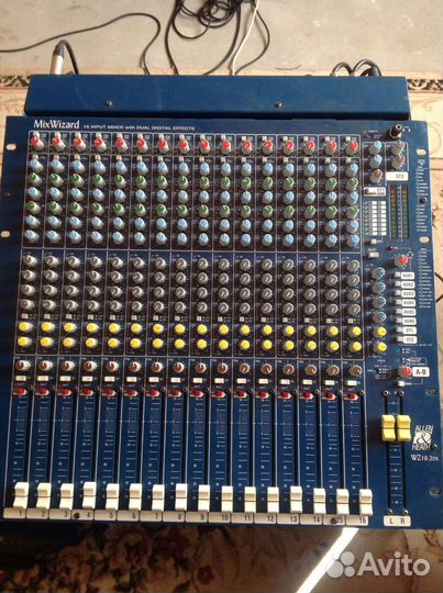 Микшерный пульт Allen heath