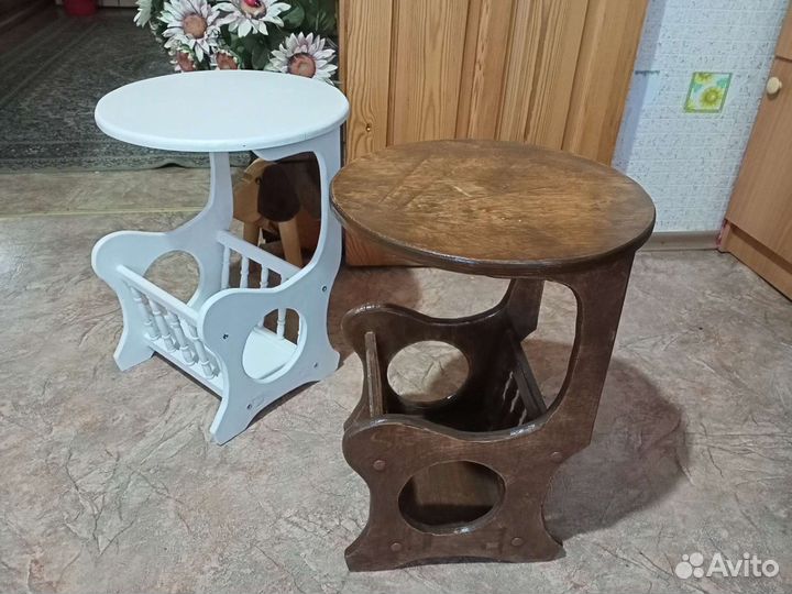 Столик прикроватный