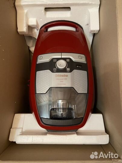 Пылесос Miele новый