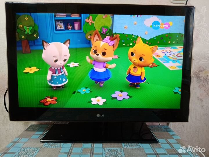 Телевизор ЖК