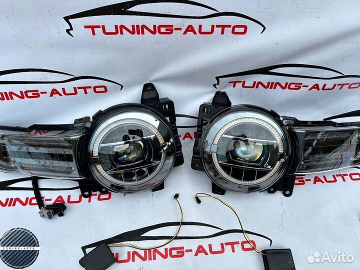 Фары Toyota FJ Cruiser