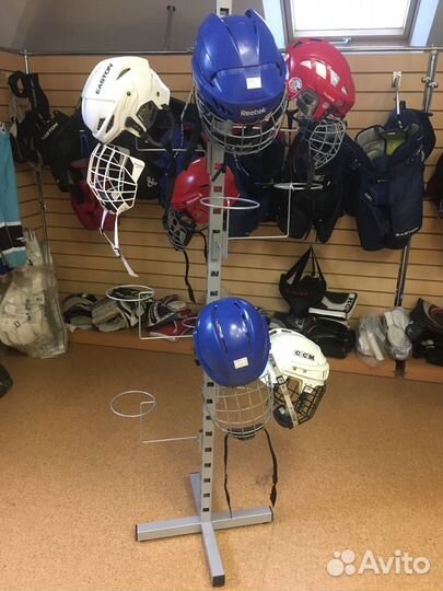 Хоккейную форму б/у продаю