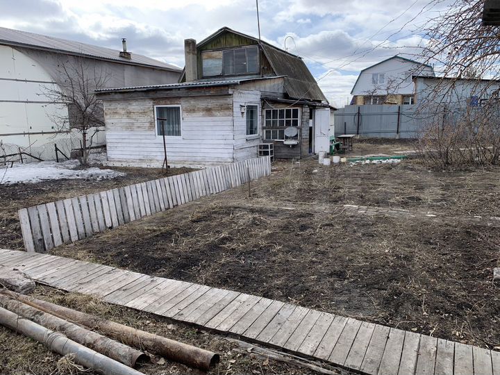 Дача 50 м² на участке 5,5 сот.