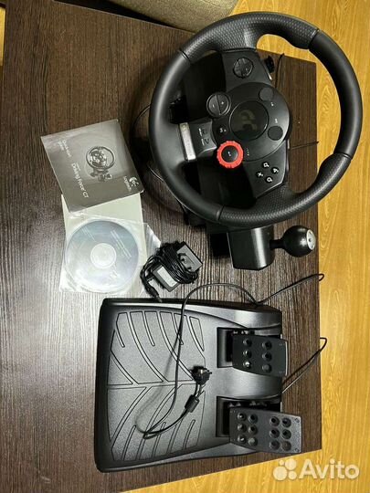Игровой руль logitech driving force gt