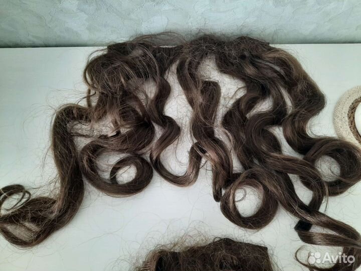 Шиньон искусственный на гребнях