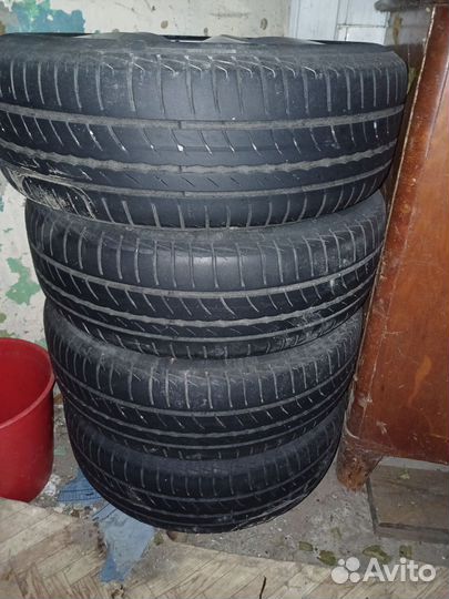 Летние колеса Volkswagen polo на литых дисках