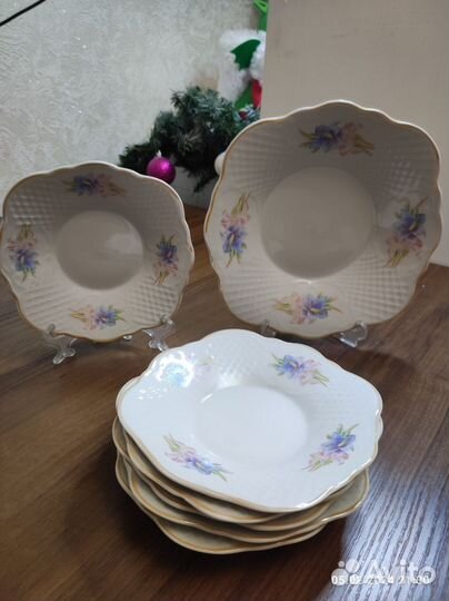 Набор десертных тарелок