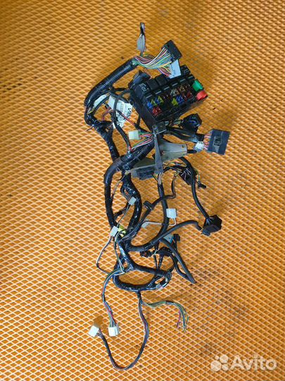 Проводка под торпедо ваз (LADA) Granta