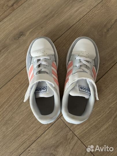 Кроссовки adidas, 31р