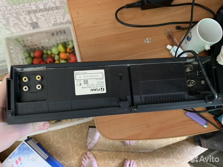 Видеомагнитофон с кассетами