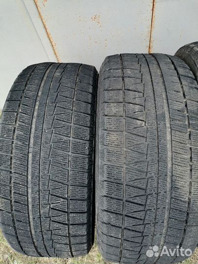 Bridgestone Blizzak Ice 225/50 R17 94S