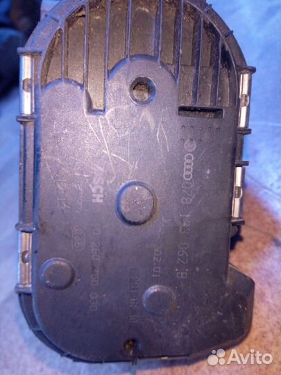 Заслонка дроссельная электрическая audi A6 2,4