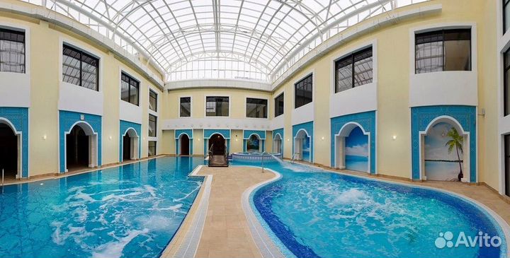 Абонемент в фитнес клуб с бассейном