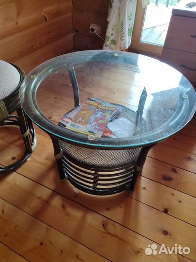 Журнальный столик стекло круглый
