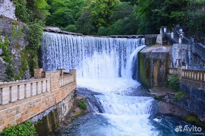 Однодневная экскурсия в Абхазию из Сочи