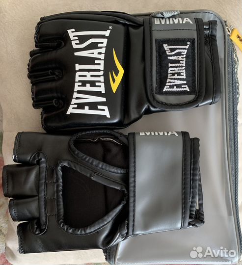 Боксерские перчатки everlast S/M