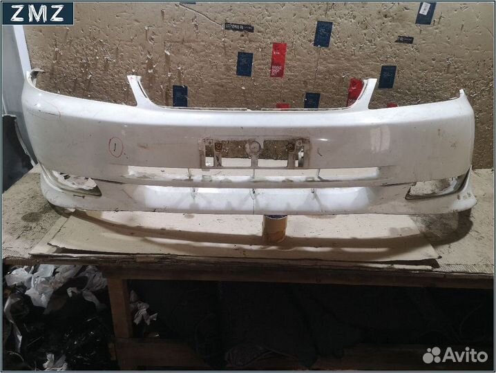 Бампер на Toyota Corolla Runx NZE121