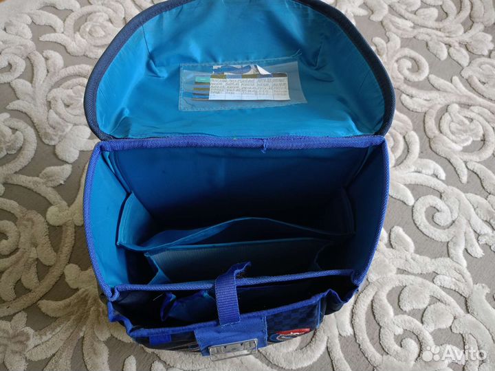 Школьный рюкзак