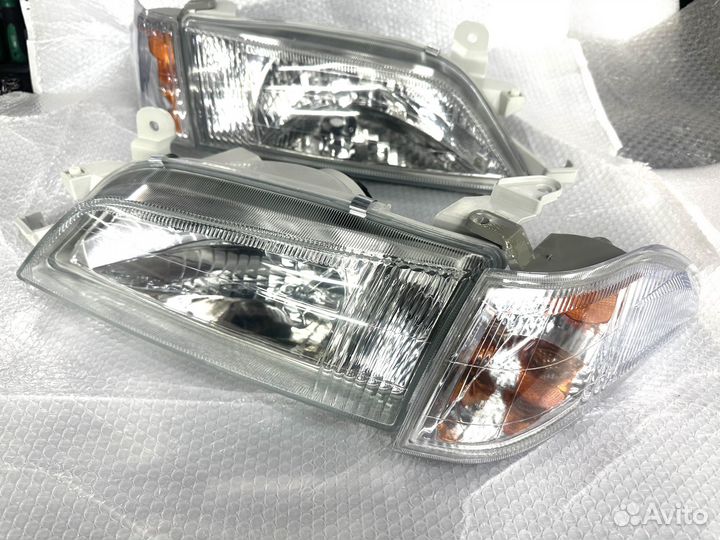 Фары Toyota carina211 96-98 Дорестайл