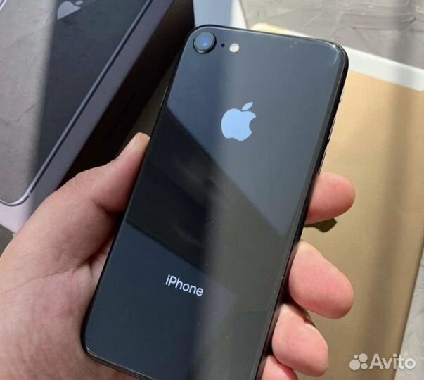 iPhone 8, 128 ГБ
