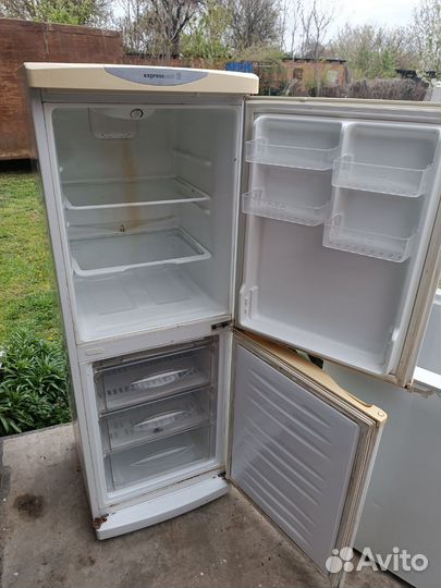 Холодильник