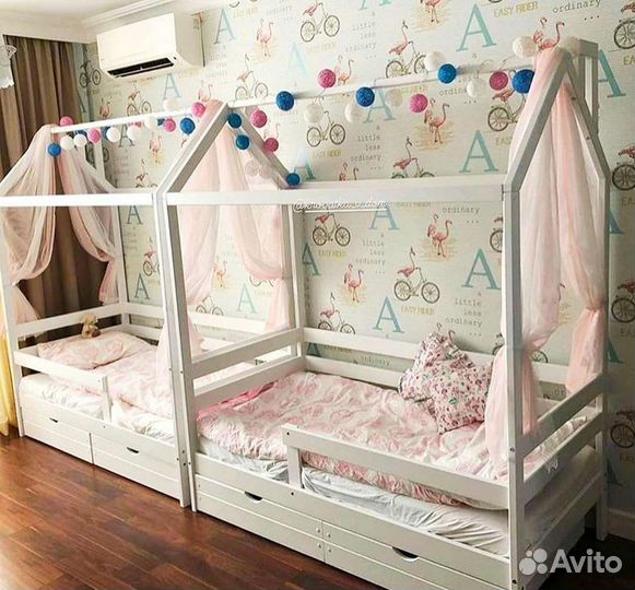 Детская кровать в наличии белая домик с 2-х лет