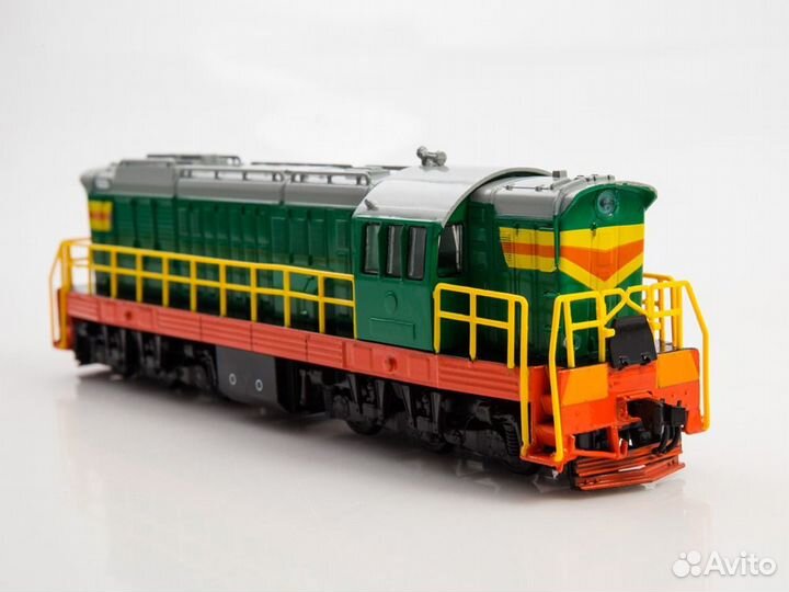 1:87 Наши поезда №2 - Маневровый тепловоз чмэ3 + декали