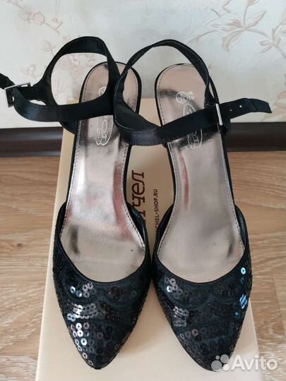 Босоножки 38 размер