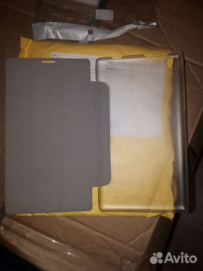 Чехол книжка на планшет