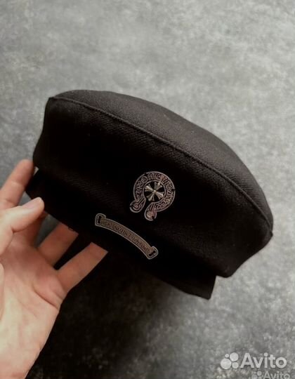 Головные уборы женские