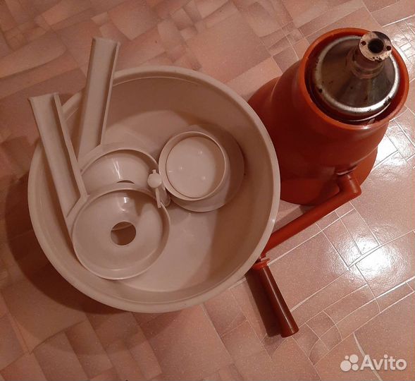 Сепаратор сливкоотделитель Урал