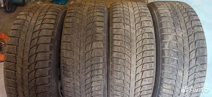 Triangle Snowlink TWT02 205/60 R16 96R