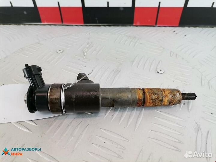 Форсунка Peugeot 207 рест. 2012 1980EJ